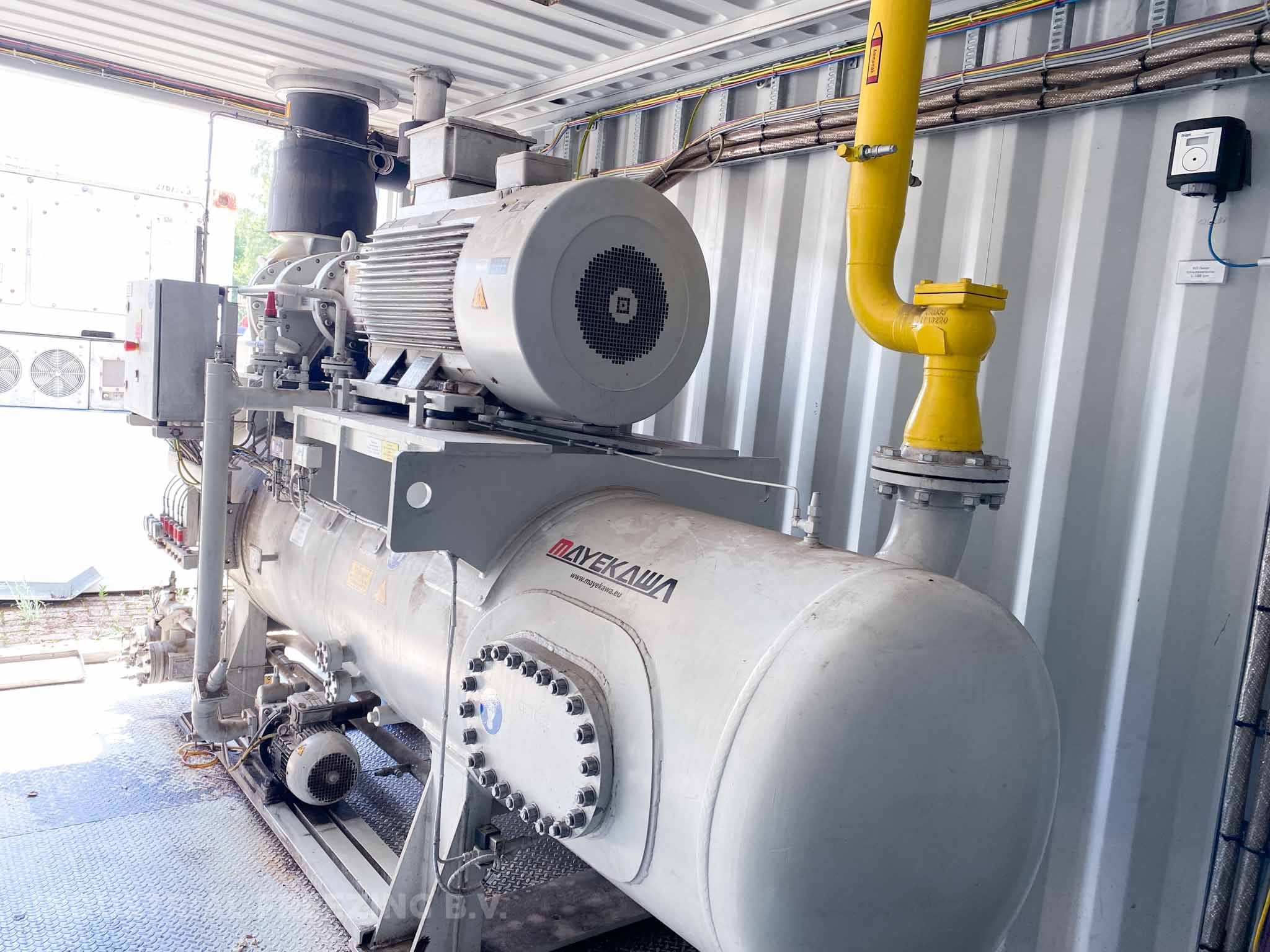 (Container) MYCOM VMD 250-LBX Cooling Compressor